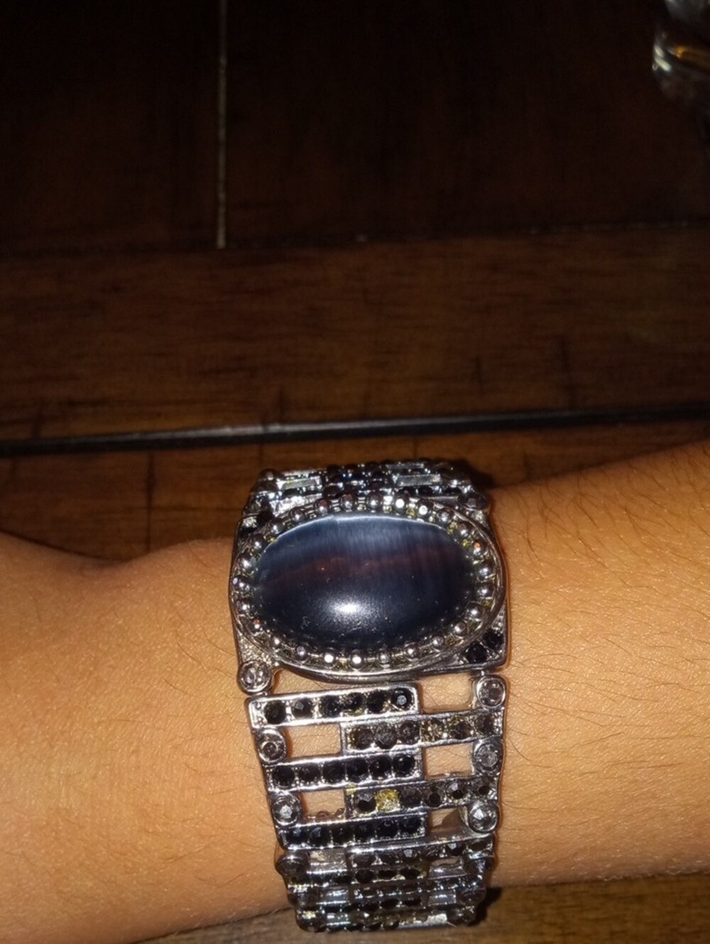 Silver-tone Stretch Statement Cuff Bracelet with Large Oval Cabochon - Picture 4 of 4